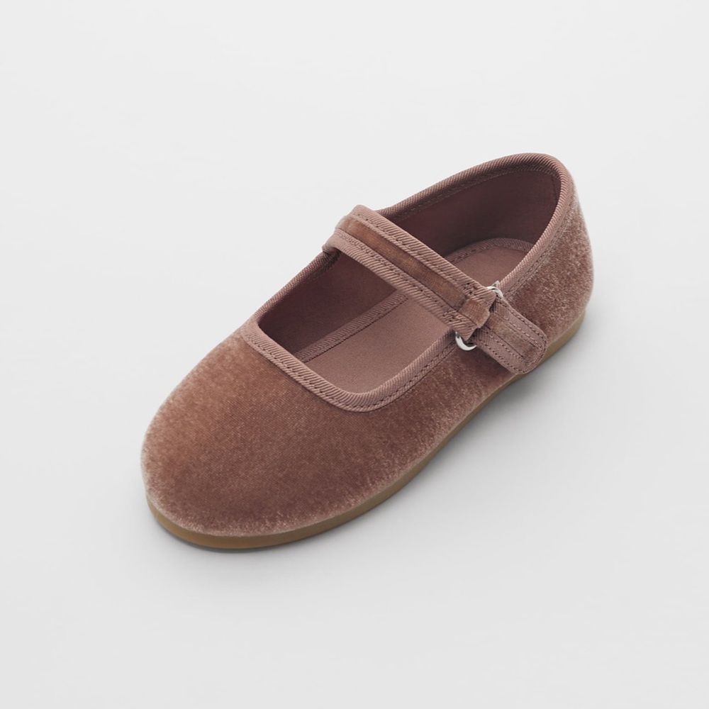 Zara Girls Velvet Mary Janes - Picture 4 of 6